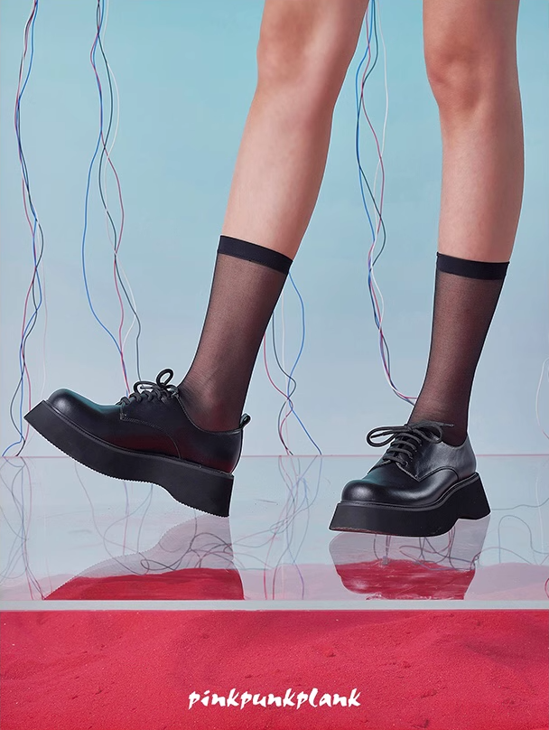 Strawberry Class 2 Series Black Thick-soled Derby Shoes