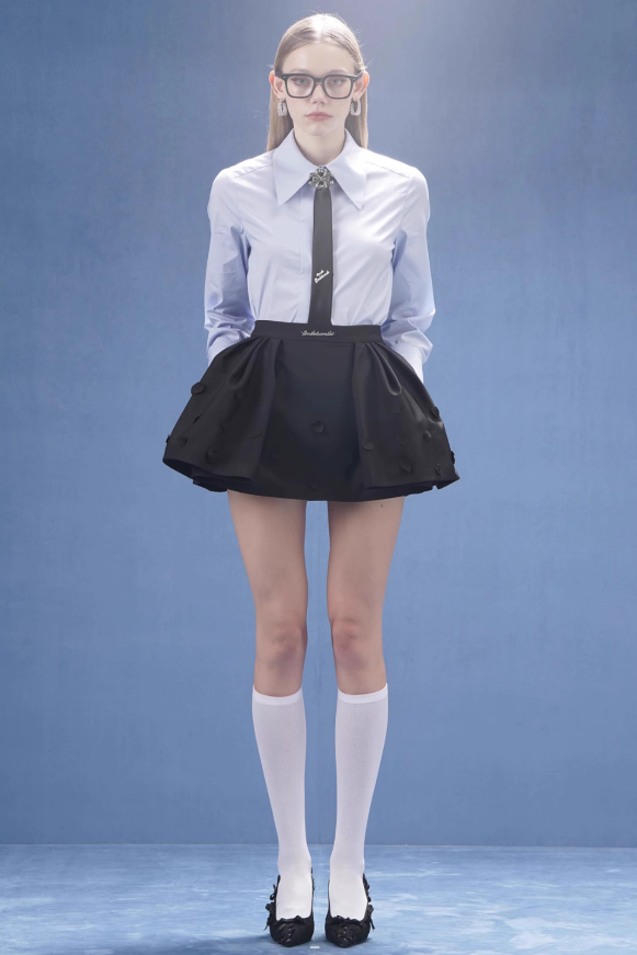 Silver Letter-printed Tie Collegiate-style Blue Shirt
