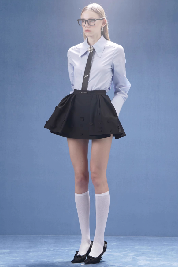 Silver Letter-printed Tie Collegiate-style Blue Shirt