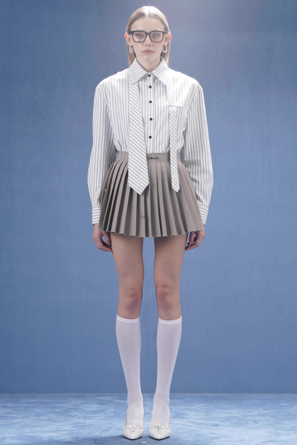 Metal Logo Mung Bean Green Pleated Skirt