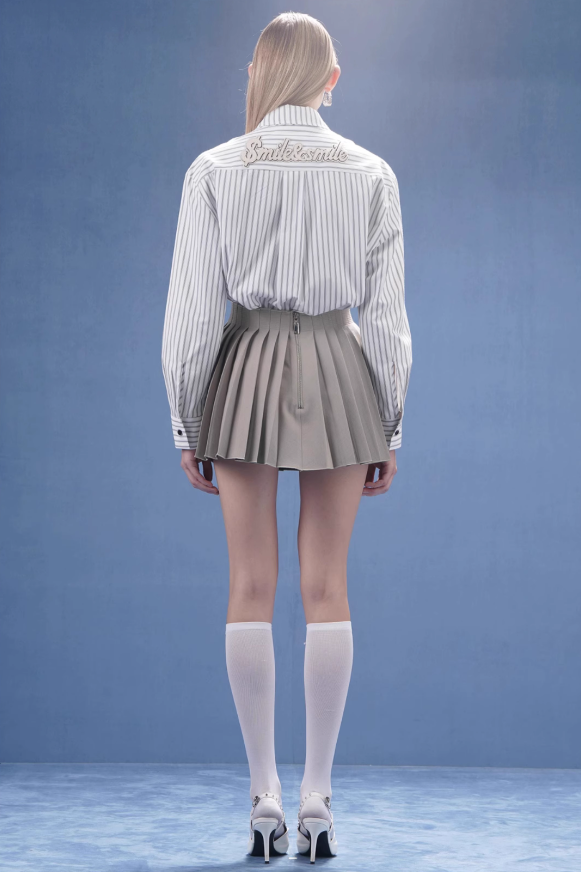 Metal Logo Mung Bean Green Pleated Skirt
