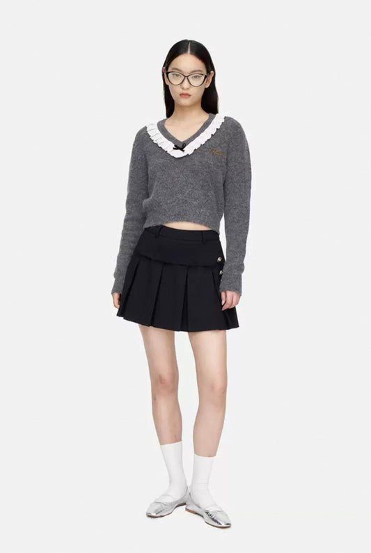 Beaded Tube Embroidered Logo Lace V-neck Sweater