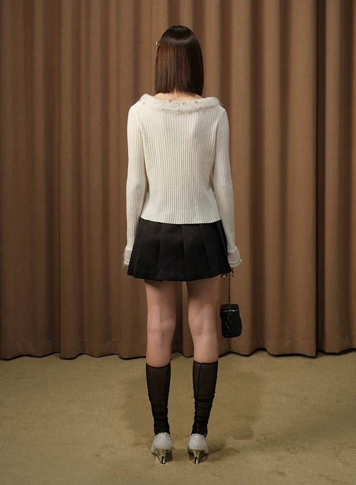 V-neck Ruffled Wool Knit Sweater