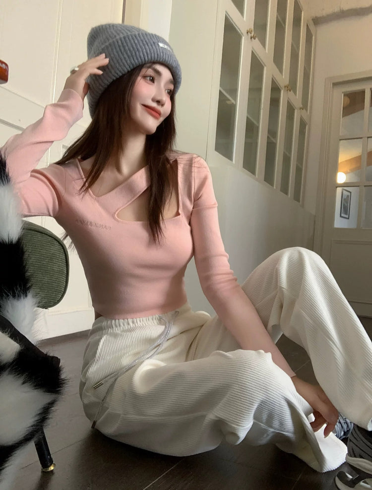 Scoop-Neck Cropped Knit Top