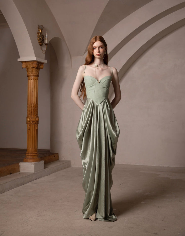 Vintage Palace-Style Backless Camisole Dress