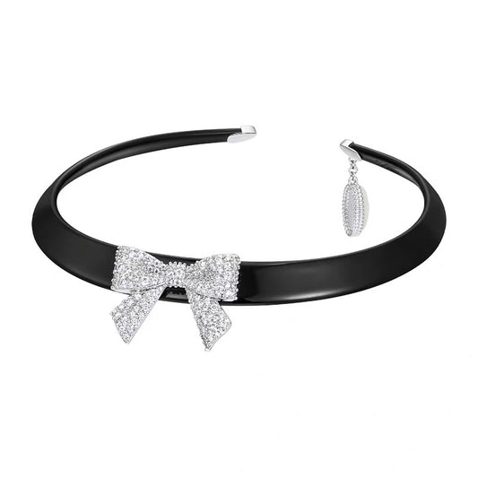 Closely Set Bow-tie Acetate Necklace
