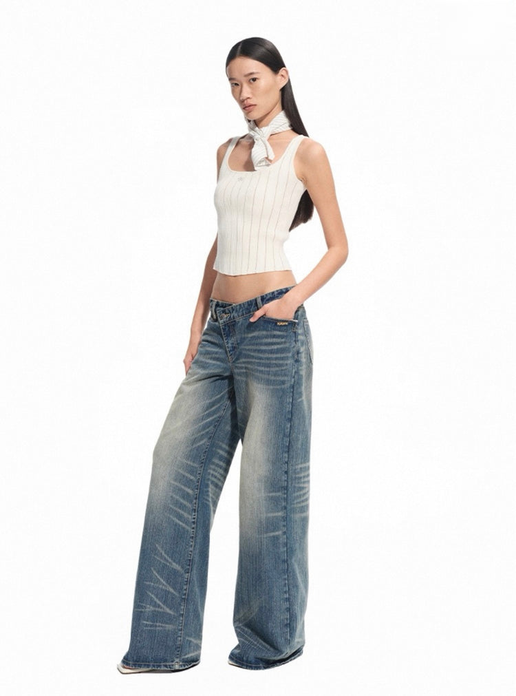 Void Structure Knitted Vest