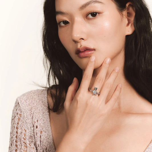 Paradise / Six Claw inlaid Bear Ring