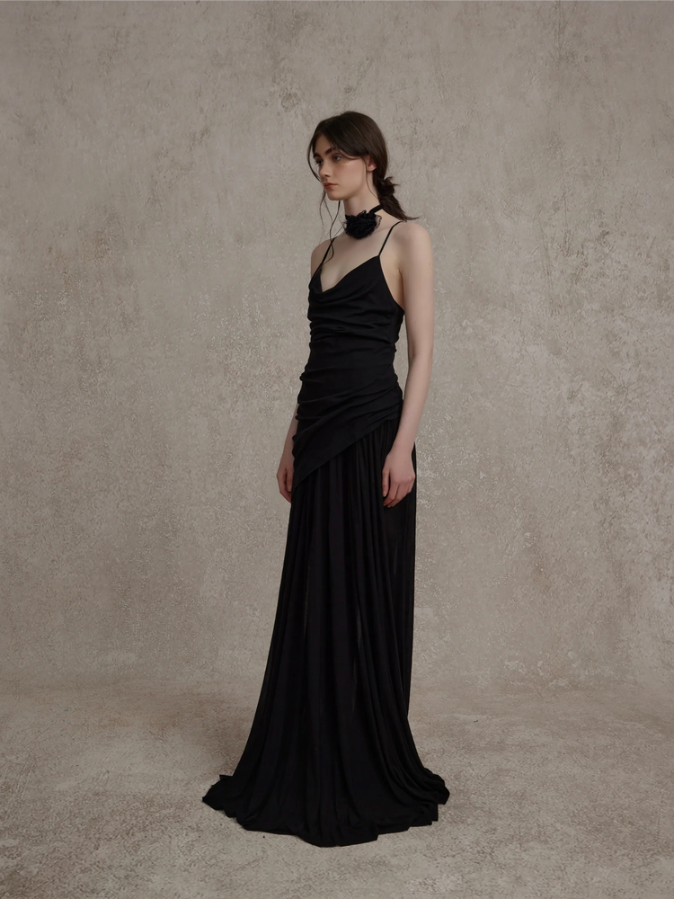 Black Knitted Swing Collar Maxi Dress