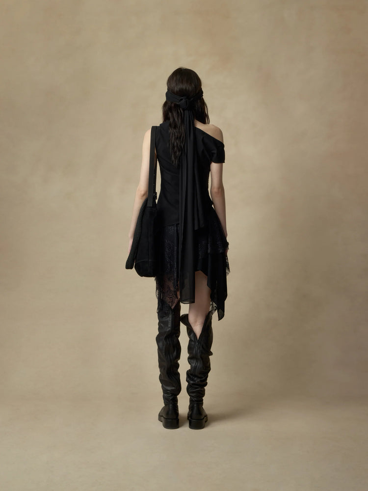 Black Asymmetrical Ruffled Elastic Off-shoulder Top