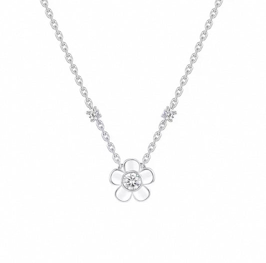 Rotating Flower Clavicle Necklace