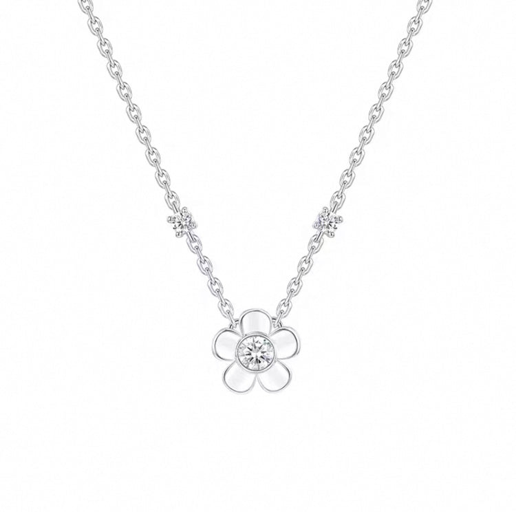 Rotating Flower Clavicle Necklace