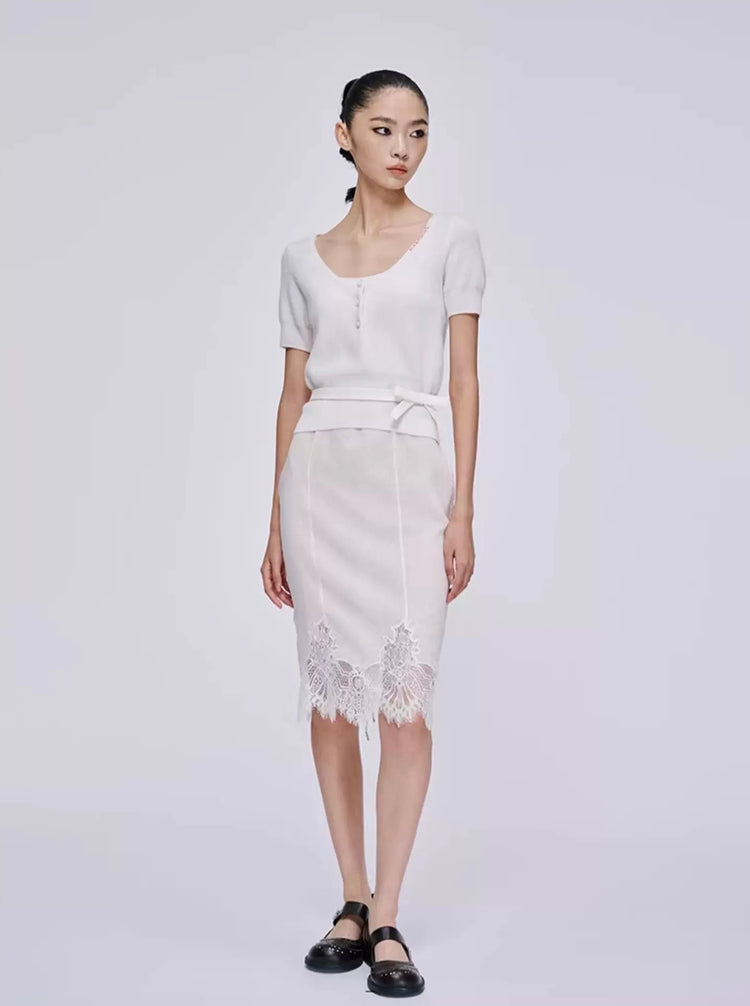 Low-Neck Knit Short-Sleeve Top