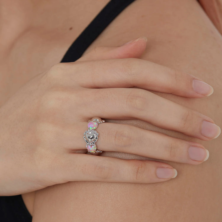 Tasty / Opal Heart Shape Ring