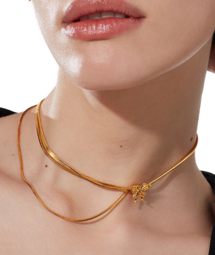 Butterfly layers clavicle chain