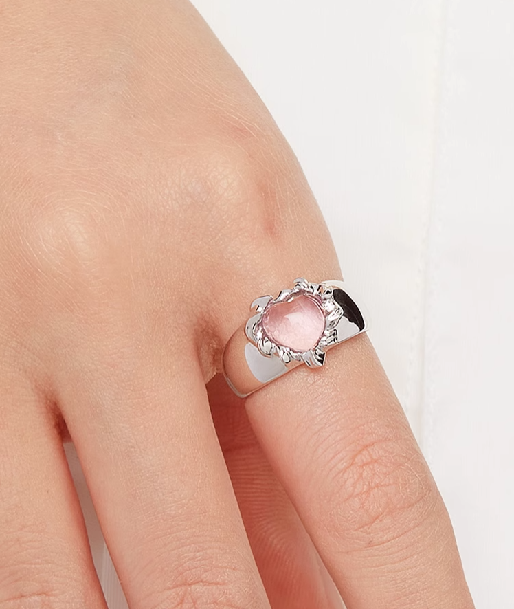 ElectricGirl / Crystal heart Ring