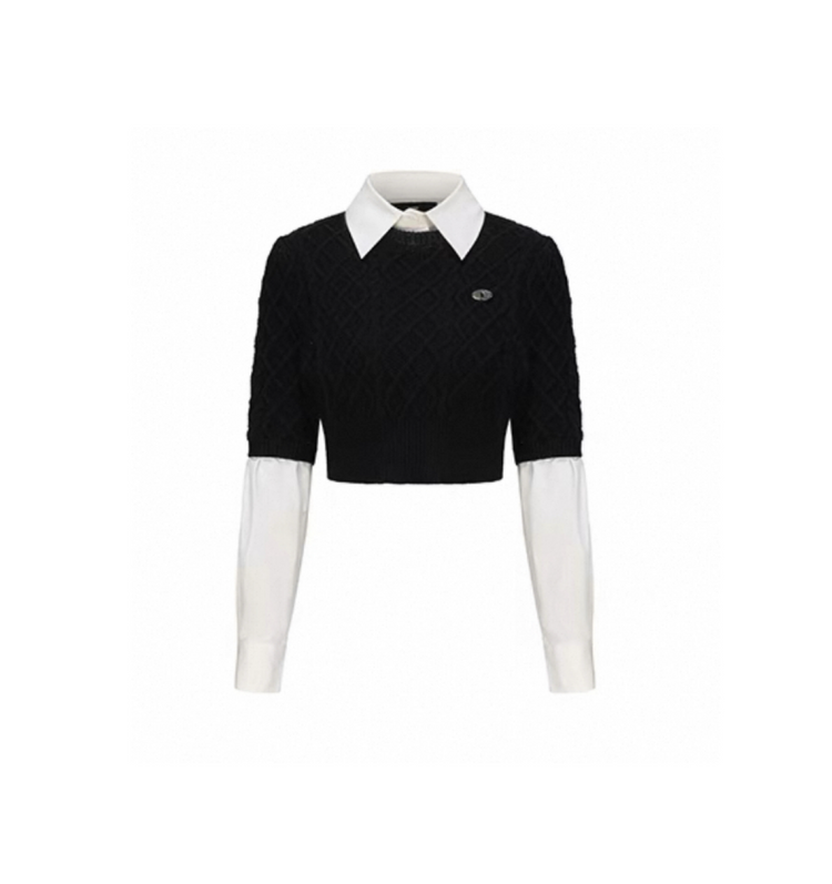 Fake Two-Piece Keyhole Metal Tag Knit Shirt