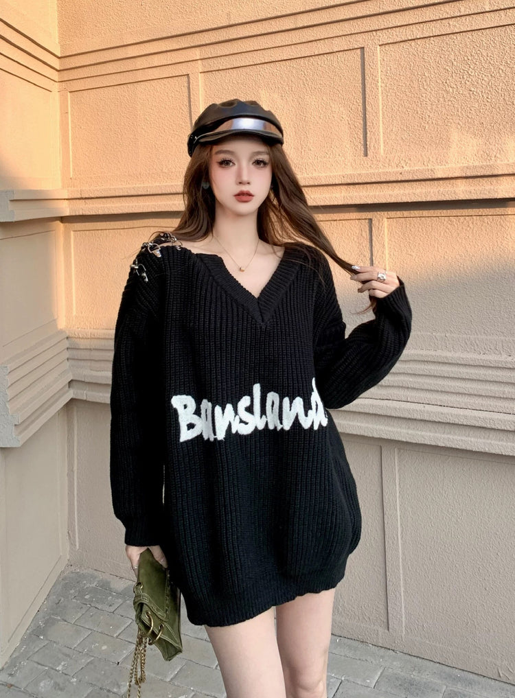 Metal Buckles Logo Sweater