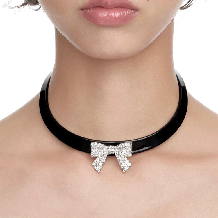 Closely Set Bow-tie Acetate Necklace