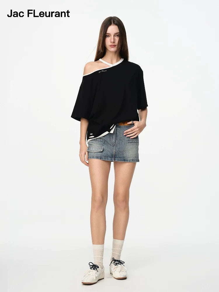 Loose Off-shoulder T-shirt