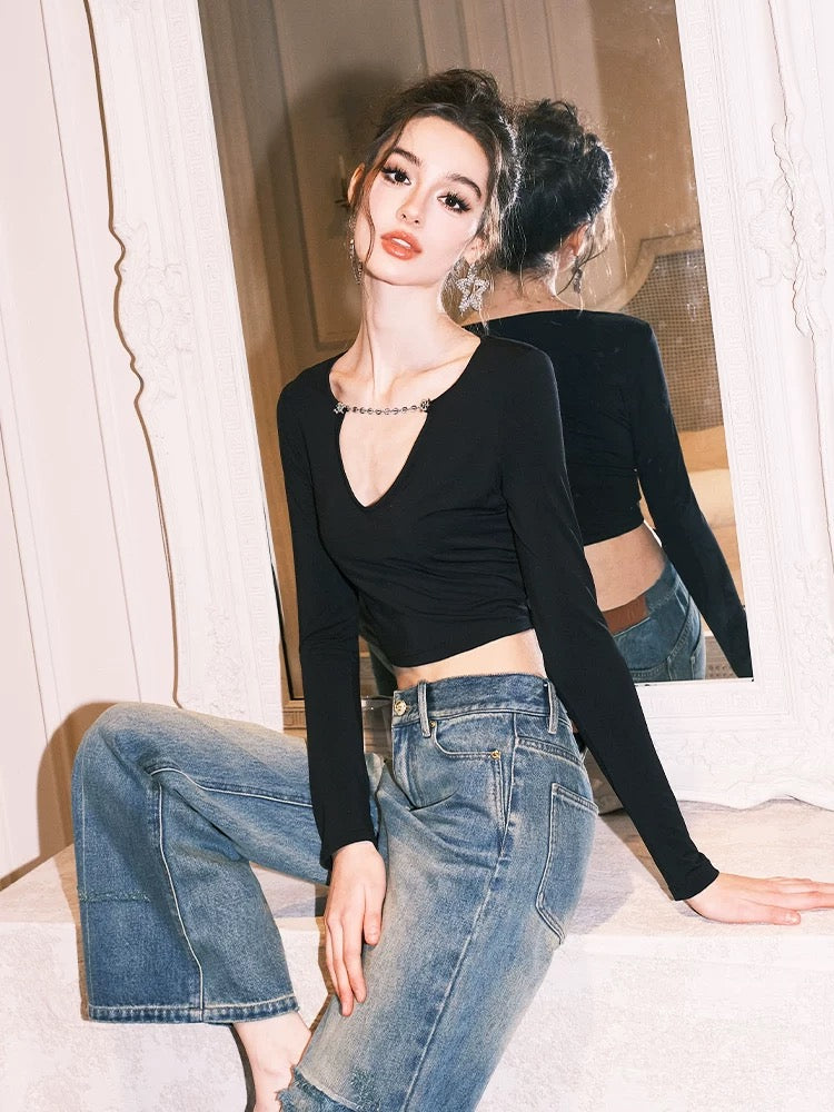 Mini Chain Low-neck Cropped Top