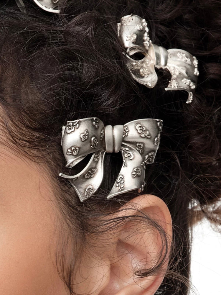YVMIN X SHUSHUTONG / Embossed Floral Bow Hair Clip