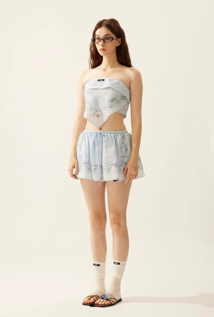 Mediterranean-Inspired Print Mini Skirt