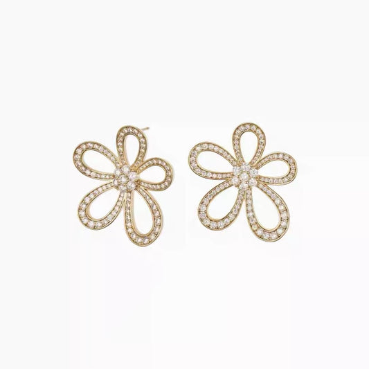 Lace Large Flower Pearl Earrings