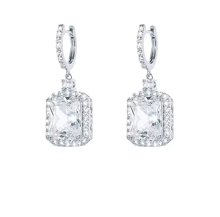 Rectangular Sparkling Diamond Earrings